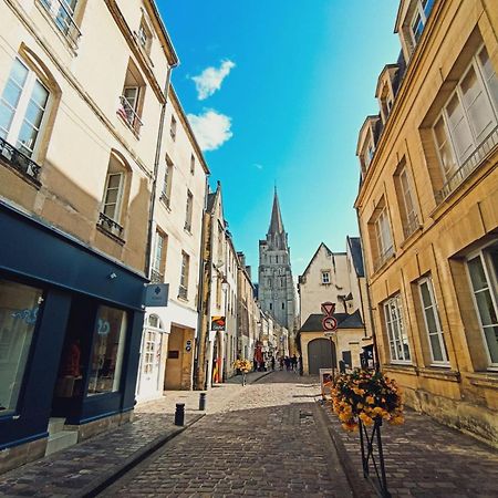 Charmant Appartement Renove Bayeux Exterior foto